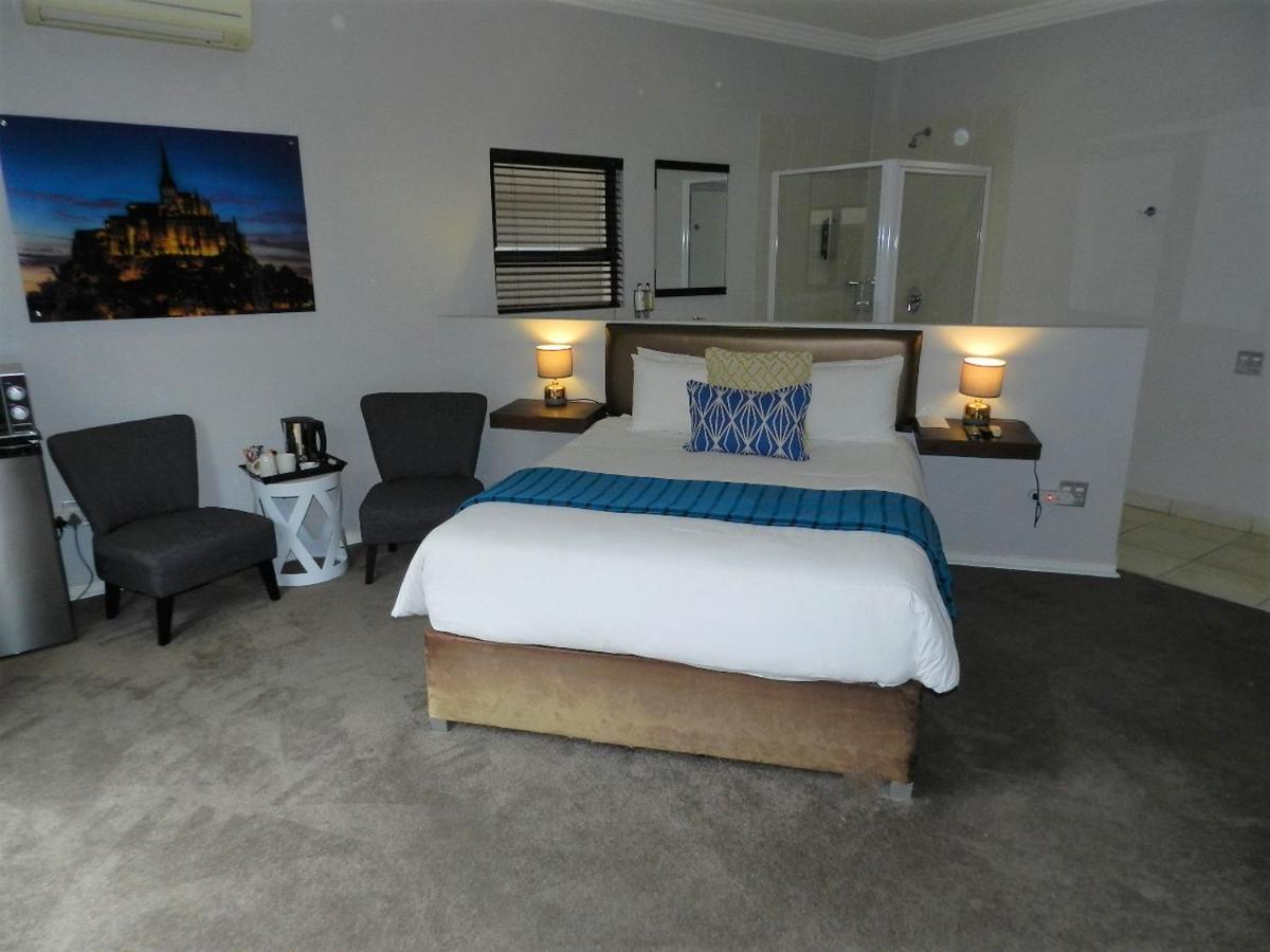 Le Petit Fillan Hotel Johannesburg Exterior photo